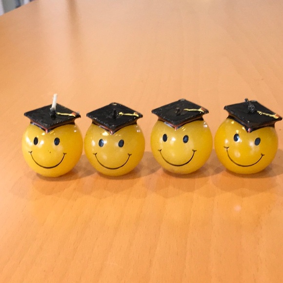 Graduation Bundle - Photo Frame, Candles, Napkins - Picture 8 of 12